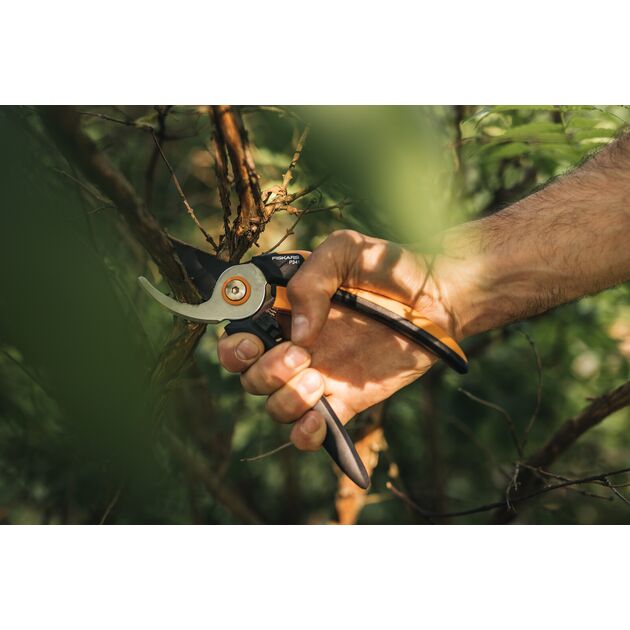 Fiskars Сікатор площинний Solid L P341, 26,5 см, 186гр, фото , изображение 3 | SNABZHENIE.com.ua Fiskars Сікатор площинний Solid L P341, 26,5 см, 186гр, фото , изображение 3 | SNABZHENIE.com.ua