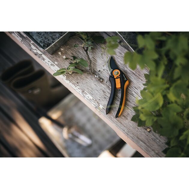 Fiskars Сікатор площинний Plus SmartFit P541, 26,5см, 194г, фото , зображення 6 | SNABZHENIE.com.ua Fiskars Сікатор площинний Plus SmartFit P541, 26,5см, 194г, фото , зображення 6 | SNABZHENIE.com.ua
