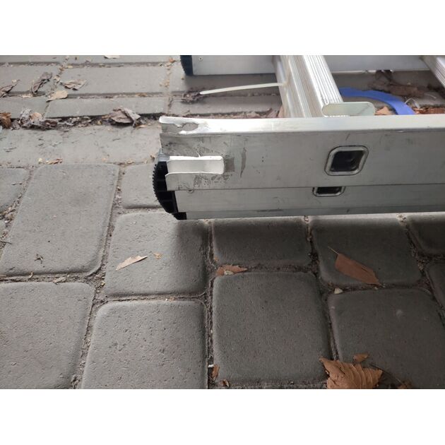 ELKOP Драбина 3-секц. розкл. 3*9сх. 2,5-5,3м VHR T (УЦІНКА), фото , изображение 4 | SNABZHENIE.com.ua ELKOP Драбина 3-секц. розкл. 3*9сх. 2,5-5,3м VHR T (УЦІНКА), фото , изображение 4 | SNABZHENIE.com.ua