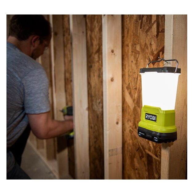 Ryobi Світильник RLL18-0, 18В ONE+, 3 режими яскравості, USB для заряджання пристроїв (без АКБ та ЗП), фото , зображення 8 | SNABZHENIE.com.ua Ryobi Світильник RLL18-0, 18В ONE+, 3 режими яскравості, USB для заряджання пристроїв (без АКБ та ЗП), фото , зображення 8 | SNABZHENIE.com.ua