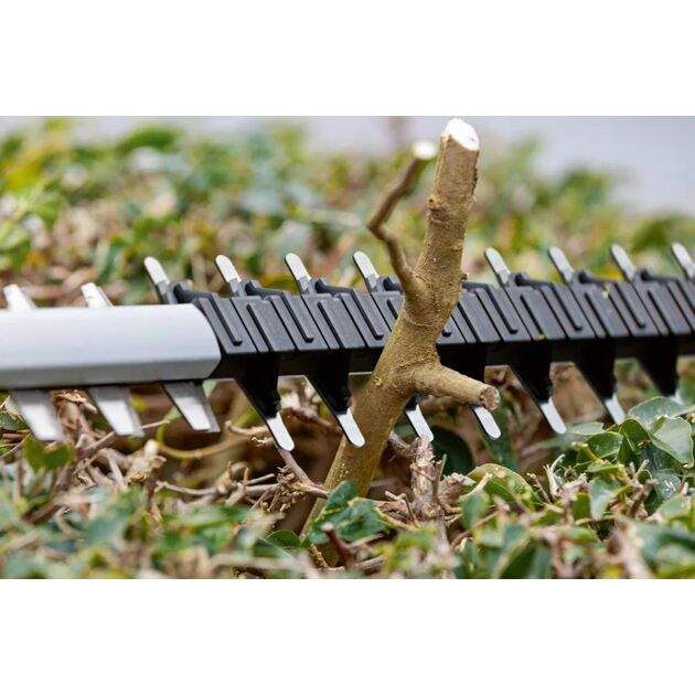 Bosch Кущоріз акумуляторний GHE 18V-60 18В 60мм крок різу 23мм 2.3кг без АКБ та ЗП, фото , изображение 10 | SNABZHENIE.com.ua Bosch Кущоріз акумуляторний GHE 18V-60 18В 60мм крок різу 23мм 2.3кг без АКБ та ЗП, фото , изображение 10 | SNABZHENIE.com.ua