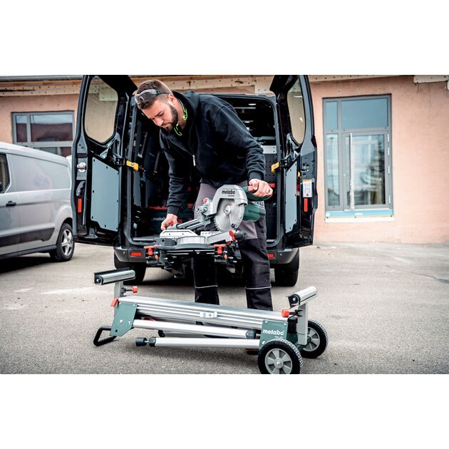 Пила торцювальна Metabo KGS 254 M 1800Вт диск 254мм 16.1кгПила торцювальна KGS 254 M 1800Вт диск 254мм 16.1кг, фото , изображение 4 | SNABZHENIE.com.ua Пила торцювальна Metabo KGS 254 M 1800Вт диск 254мм 16.1кгПила торцювальна KGS 254 M 1800Вт диск 254мм 16.1кг, фото , изображение 4 | SNABZHENIE.com.ua