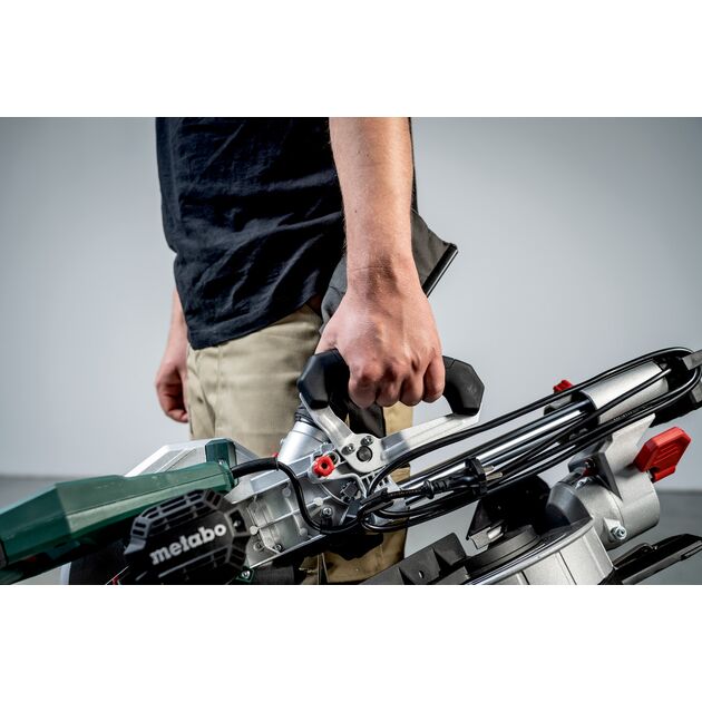 Пила торцювальна Metabo KGS 254 M 1800Вт диск 254мм 16.1кгПила торцювальна KGS 254 M 1800Вт диск 254мм 16.1кг, фото , изображение 10 | SNABZHENIE.com.ua Пила торцювальна Metabo KGS 254 M 1800Вт диск 254мм 16.1кгПила торцювальна KGS 254 M 1800Вт диск 254мм 16.1кг, фото , изображение 10 | SNABZHENIE.com.ua