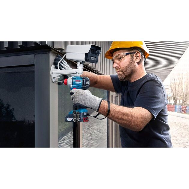 Гвинтоверт ударний акумуляторний Bosch GDR 18V-215 18В АКБ 2х2А·год 3800об·хв 215Нм M6-M16 ЗП GAL18V-20 кейс 1кгГвинтоверт ударний акумуляторний GDR 18V-215 18В АКБ 2х2А·год 3800об·хв 215Нм M6-M16 ЗП GAL18V-20 кейс 1кг, фото , зображення 5 | SNABZHENIE.com.ua Гвинтоверт ударний акумуляторний Bosch GDR 18V-215 18В АКБ 2х2А·год 3800об·хв 215Нм M6-M16 ЗП GAL18V-20 кейс 1кгГвинтоверт ударний акумуляторний GDR 18V-215 18В АКБ 2х2А·год 3800об·хв 215Нм M6-M16 ЗП GAL18V-20 кейс 1кг, фото , зображення 5 | SNABZHENIE.com.ua