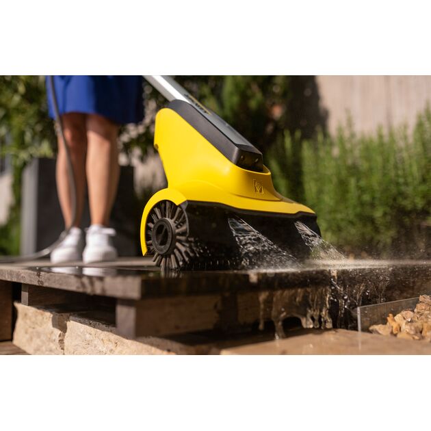 Щіткова машина Karcher PCL 3-18, акумуляторна, 18В, щітка 30см, подача води, 3.7кг, без АКБ і ЗП, фото , изображение 4 | SNABZHENIE.com.ua Щіткова машина Karcher PCL 3-18, акумуляторна, 18В, щітка 30см, подача води, 3.7кг, без АКБ і ЗП, фото , изображение 4 | SNABZHENIE.com.ua