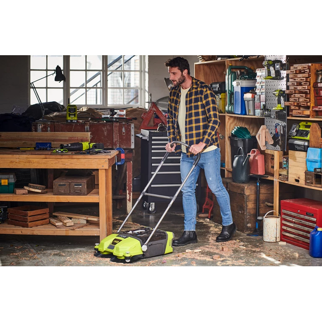 Підмітальна машина акумуляторна Ryobi ONE+ R18SW3-0 18В захоплення 53см контейнер 17л 8.3кг без АКБ та ЗП, фото , изображение 4 | SNABZHENIE.com.ua Підмітальна машина акумуляторна Ryobi ONE+ R18SW3-0 18В захоплення 53см контейнер 17л 8.3кг без АКБ та ЗП, фото , изображение 4 | SNABZHENIE.com.ua