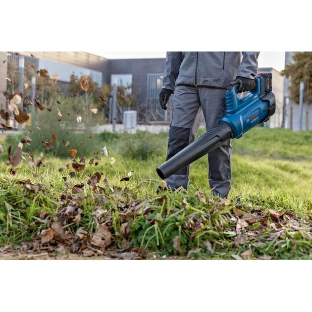 Повітродув садовий акумуляторний Bosch AdvancedLeafBlower 18В-750 198 км/год 2.8кг без АКБ і ЗП, фото , зображення 4 | SNABZHENIE.com.ua Повітродув садовий акумуляторний Bosch AdvancedLeafBlower 18В-750 198 км/год 2.8кг без АКБ і ЗП, фото , зображення 4 | SNABZHENIE.com.ua