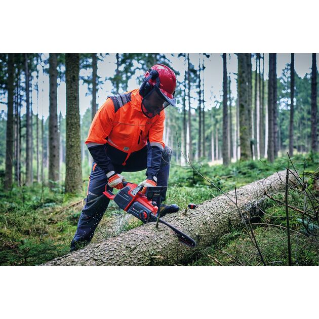Пила ланцюгова акумуляторна Einhell GP-LC 36/40 Li BL - Solo, PXC, 36В, шина 40 см, безщіткова, 19 м/с, 4.8 кг (без АКБ та ЗП), фото , изображение 7 | SNABZHENIE.com.ua Пила ланцюгова акумуляторна Einhell GP-LC 36/40 Li BL - Solo, PXC, 36В, шина 40 см, безщіткова, 19 м/с, 4.8 кг (без АКБ та ЗП), фото , изображение 7 | SNABZHENIE.com.ua