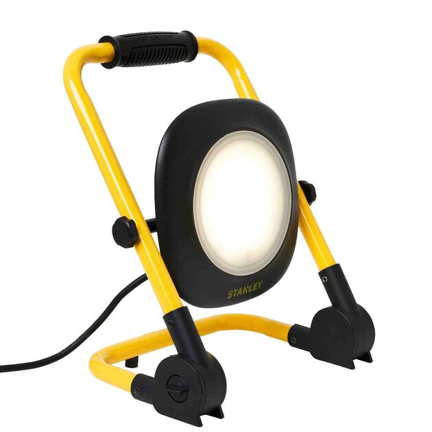 Прожектор светодиодный STANLEY SXLS35527E, фото , изображение 2 | SNABZHENIE.com.ua Прожектор светодиодный STANLEY SXLS35527E, фото , изображение 2 | SNABZHENIE.com.ua