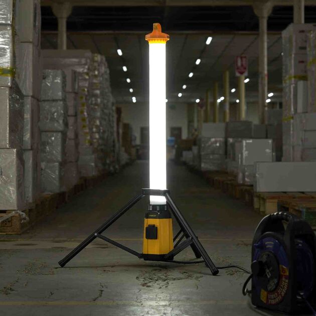 Прожектор светодиодный STANLEY SXLS37673E, фото , изображение 8 | SNABZHENIE.com.ua Прожектор светодиодный STANLEY SXLS37673E, фото , изображение 8 | SNABZHENIE.com.ua
