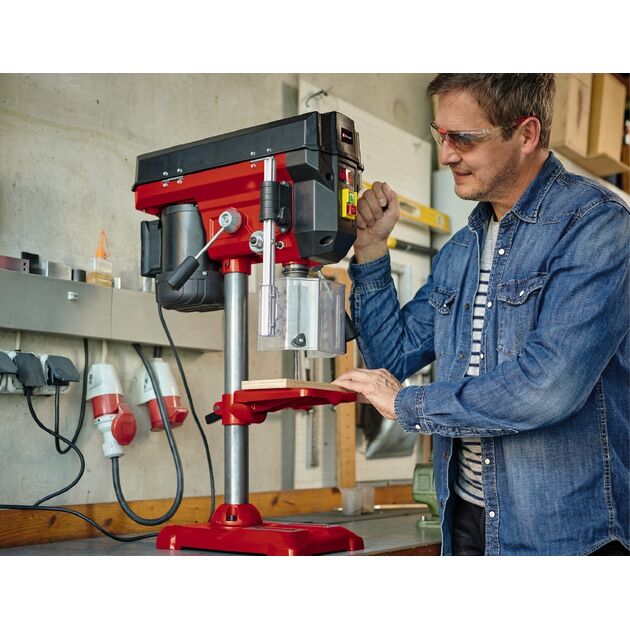 Верстат свердлильний Einhell TE-BD 550 E, 550Вт, 450-2500 об·хв, 21.2кг, фото , зображення 6 | SNABZHENIE.com.ua Верстат свердлильний Einhell TE-BD 550 E, 550Вт, 450-2500 об·хв, 21.2кг, фото , зображення 6 | SNABZHENIE.com.ua