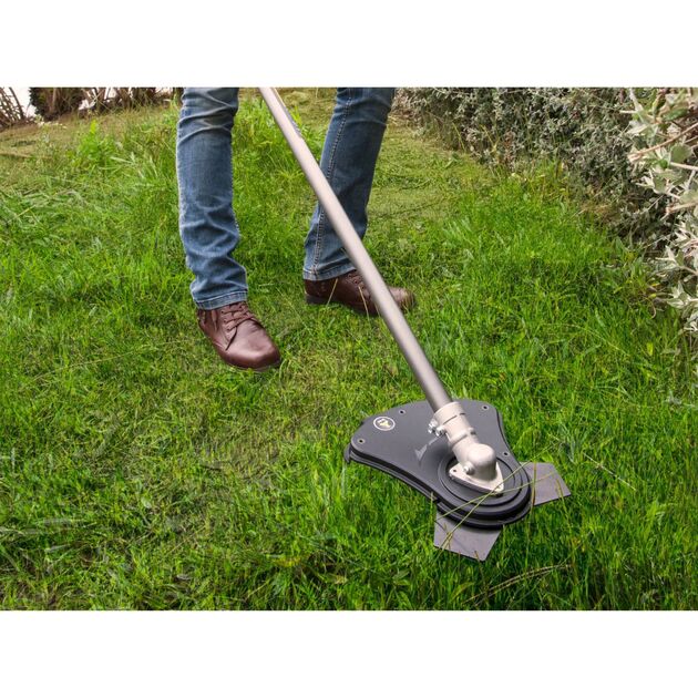 Ryobi Garden trimmer battery ONE+ OBC1820B 18V 20cm knife/line 30cm ergo belts Vertebrae 4.7kg without battery and charger, фото , зображення 6 | SNABZHENIE.com.ua Ryobi Garden trimmer battery ONE+ OBC1820B 18V 20cm knife/line 30cm ergo belts Vertebrae 4.7kg without battery and charger, фото , зображення 6 | SNABZHENIE.com.ua