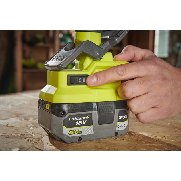 Вентилятор акумуляторний Ryobi ONE+ RCF18-0 18В 3400об·хв 2 швидкості поворотний 0.4кг без АКБ та ЗП, фото , зображення 7 | SNABZHENIE.com.ua Вентилятор акумуляторний Ryobi ONE+ RCF18-0 18В 3400об·хв 2 швидкості поворотний 0.4кг без АКБ та ЗП, фото , зображення 7 | SNABZHENIE.com.ua