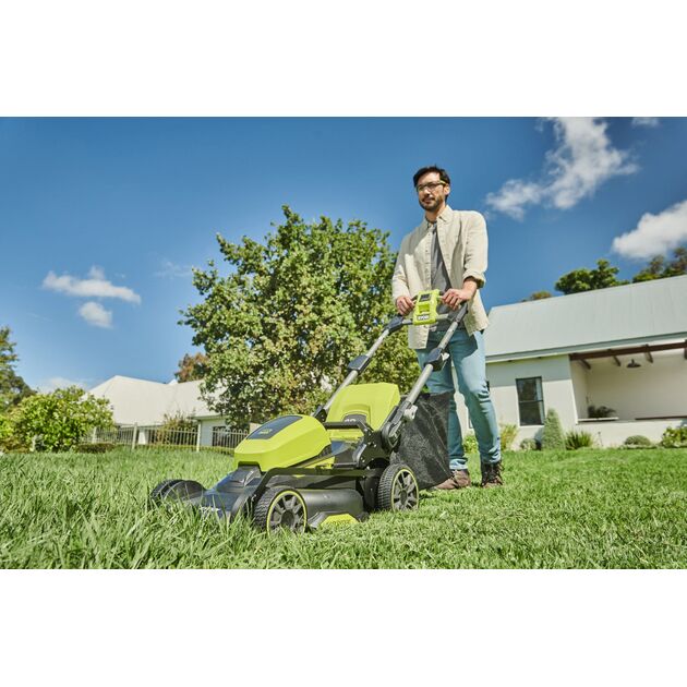 Газонокосарка акумуляторна Ryobi Max Power RY36LM40A-140 36В акб 1х4А·год 40см 50л 25-75мм 18.6кг, фото , зображення 3 | SNABZHENIE.com.ua Газонокосарка акумуляторна Ryobi Max Power RY36LM40A-140 36В акб 1х4А·год 40см 50л 25-75мм 18.6кг, фото , зображення 3 | SNABZHENIE.com.ua
