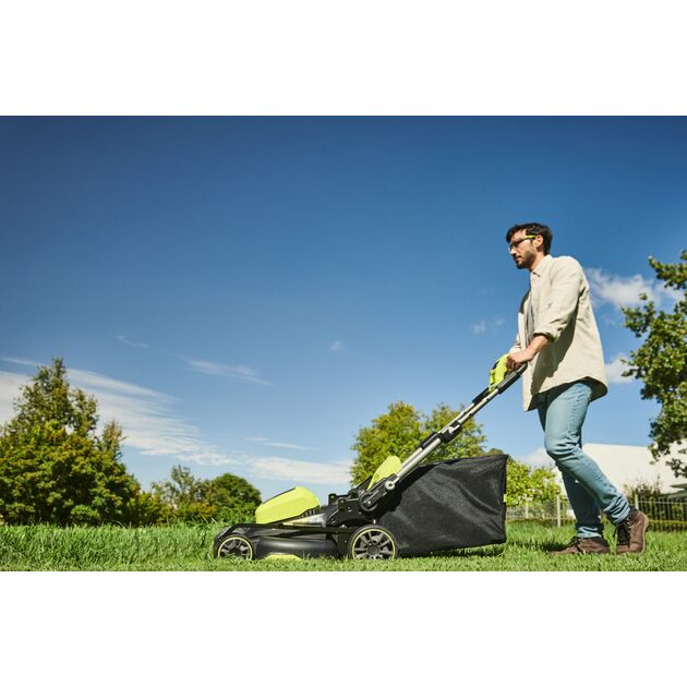 Газонокосарка акумуляторна Ryobi Max Power RY36LM40A-140 36В акб 1х4А·год 40см 50л 25-75мм 18.6кг, фото , зображення 4 | SNABZHENIE.com.ua Газонокосарка акумуляторна Ryobi Max Power RY36LM40A-140 36В акб 1х4А·год 40см 50л 25-75мм 18.6кг, фото , зображення 4 | SNABZHENIE.com.ua