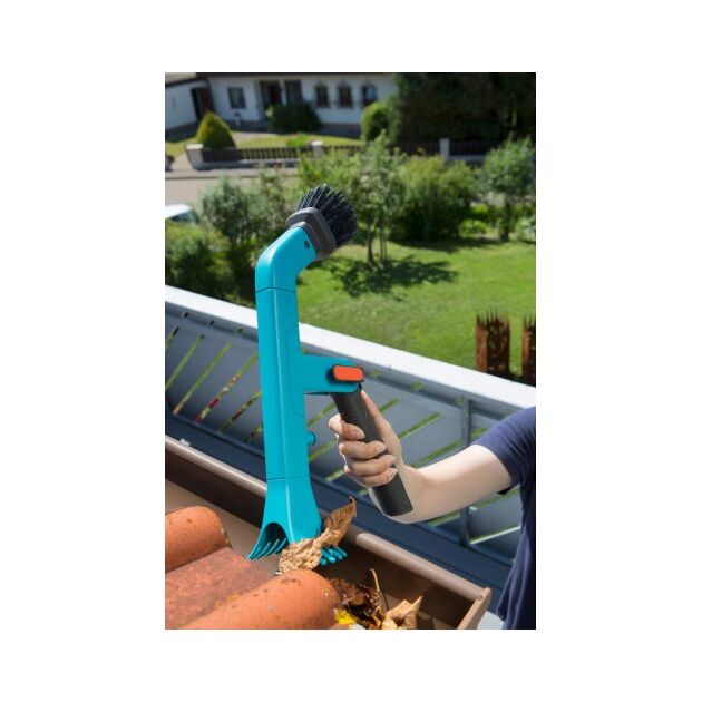 Щетка для очистки желобов Gardena Combisystem, фото , зображення 6 | SNABZHENIE.com.ua Щетка для очистки желобов Gardena Combisystem, фото , зображення 6 | SNABZHENIE.com.ua