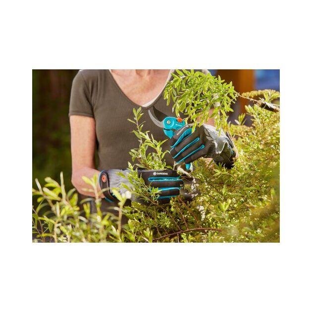 Перчатки для работ с кустарниками Gardena Oeko-Tex® 8/M, фото , зображення 4 | SNABZHENIE.com.ua Перчатки для работ с кустарниками Gardena Oeko-Tex® 8/M, фото , зображення 4 | SNABZHENIE.com.ua