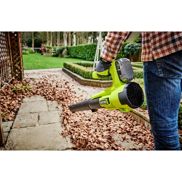 Повітродув садовий акумуляторний Ryobi ONE+ RY18BLA-0 18В 145км/год 2.1кг без АКБ та ЗП, фото , изображение 6 | SNABZHENIE.com.ua Повітродув садовий акумуляторний Ryobi ONE+ RY18BLA-0 18В 145км/год 2.1кг без АКБ та ЗП, фото , изображение 6 | SNABZHENIE.com.ua