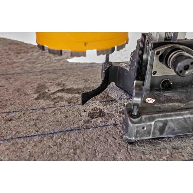 Стойка для алмазного сверления POWERSHIFT DeWALT DCPS151, фото , зображення 9 | SNABZHENIE.com.ua Стойка для алмазного сверления POWERSHIFT DeWALT DCPS151, фото , зображення 9 | SNABZHENIE.com.ua