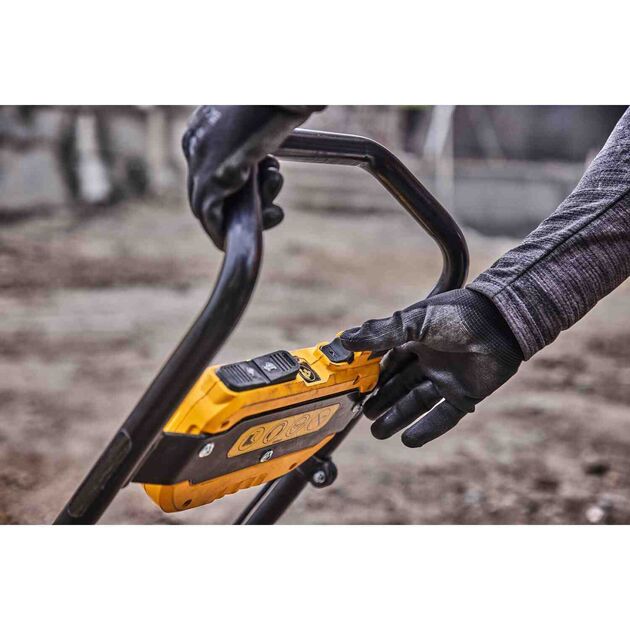 Виброплита прямоходная аккумуляторная POWERSHIFT DeWALT DCPS7154N, фото , изображение 7 | SNABZHENIE.com.ua Виброплита прямоходная аккумуляторная POWERSHIFT DeWALT DCPS7154N, фото , изображение 7 | SNABZHENIE.com.ua