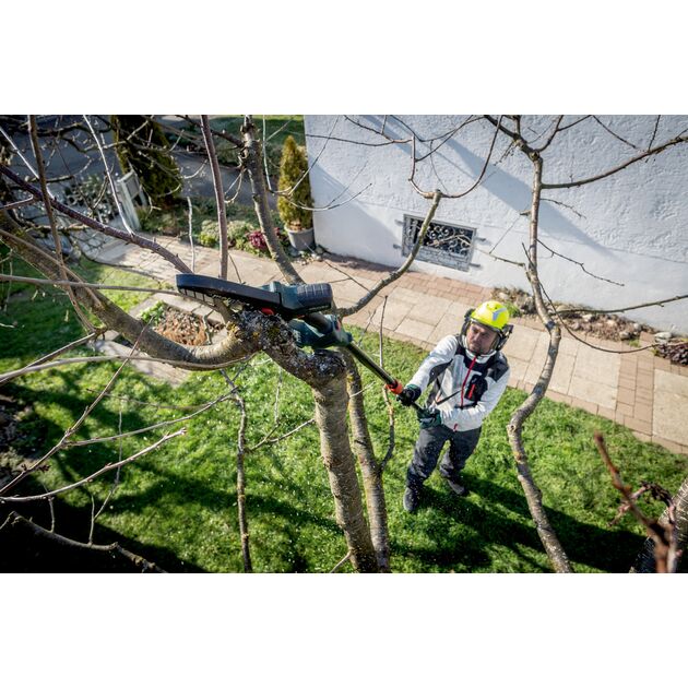 Пила ланцюгова акумуляторна Metabo MS 18 LTX 15 18В 1х2А·год шина 15см 5м/сек 2кг, фото , изображение 4 | SNABZHENIE.com.ua Пила ланцюгова акумуляторна Metabo MS 18 LTX 15 18В 1х2А·год шина 15см 5м/сек 2кг, фото , изображение 4 | SNABZHENIE.com.ua