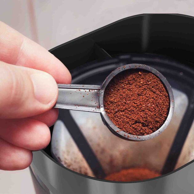 Кофеварка BLACK+DECKER BXCO1002E, фото , изображение 5 | SNABZHENIE.com.ua Кофеварка BLACK+DECKER BXCO1002E, фото , изображение 5 | SNABZHENIE.com.ua