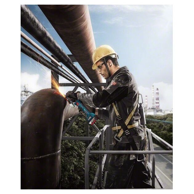 BOSCH Аккумуляторная угловая шлифовальная машина, “болгарка с 2-мя литий-ионными аккумуляторами 4,0 A • ч, фото , зображення 3 | SNABZHENIE.com.ua