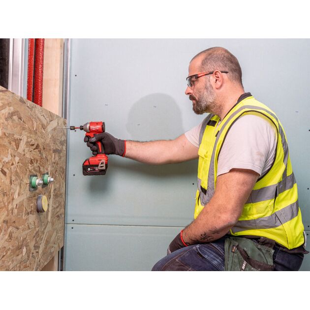 Milwaukee Винтоверт аккумуляторный, фото , изображение 3 | SNABZHENIE.com.ua