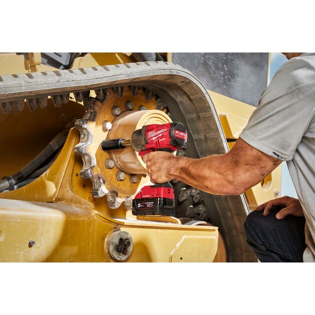 Milwaukee Гайковерт аккумуляторный, фото , изображение 4 | SNABZHENIE.com.ua