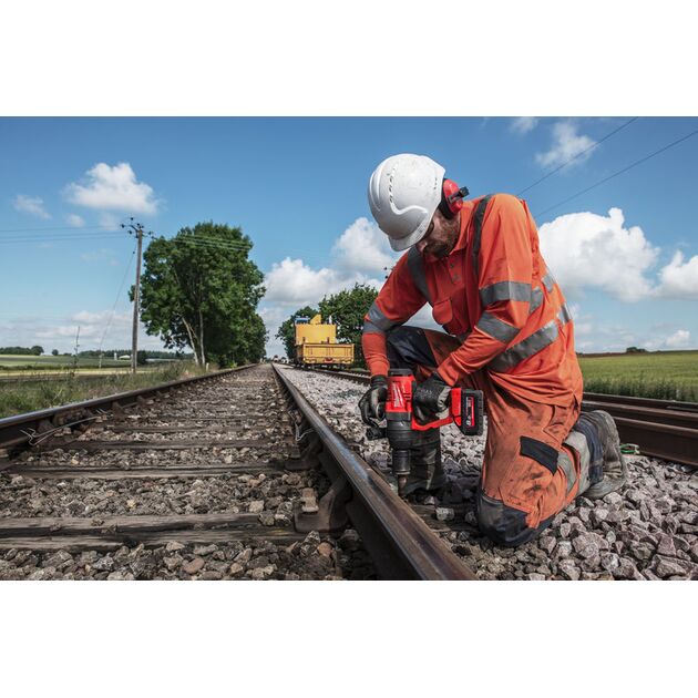 Milwaukee Гайковерт аккумуляторный, фото , изображение 2 | SNABZHENIE.com.ua