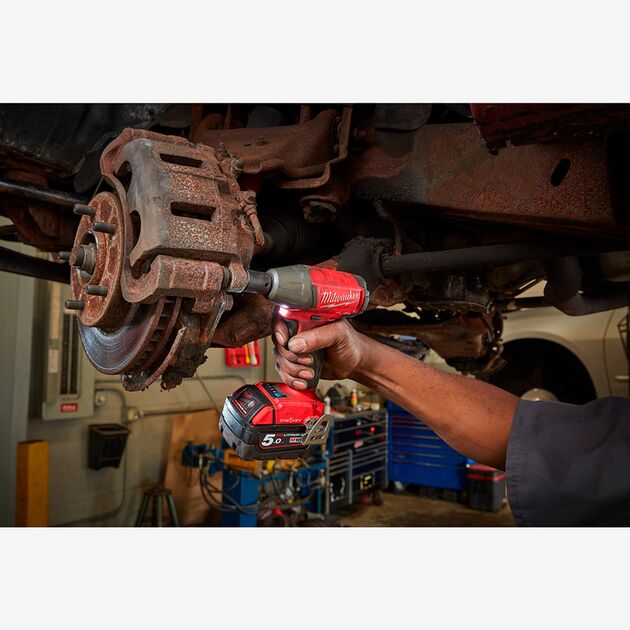 Milwaukee Гайковерт аккумуляторный, фото , изображение 4 | SNABZHENIE.com.ua