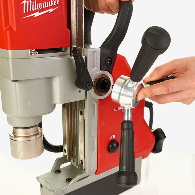 Milwaukee Дрель на магнитной станине, фото , изображение 2 | SNABZHENIE.com.ua