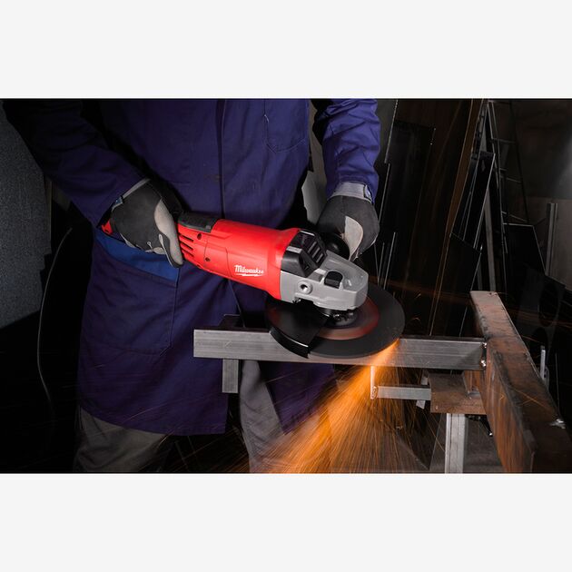 Milwaukee Шлифмашина угловая, фото , изображение 3 | SNABZHENIE.com.ua