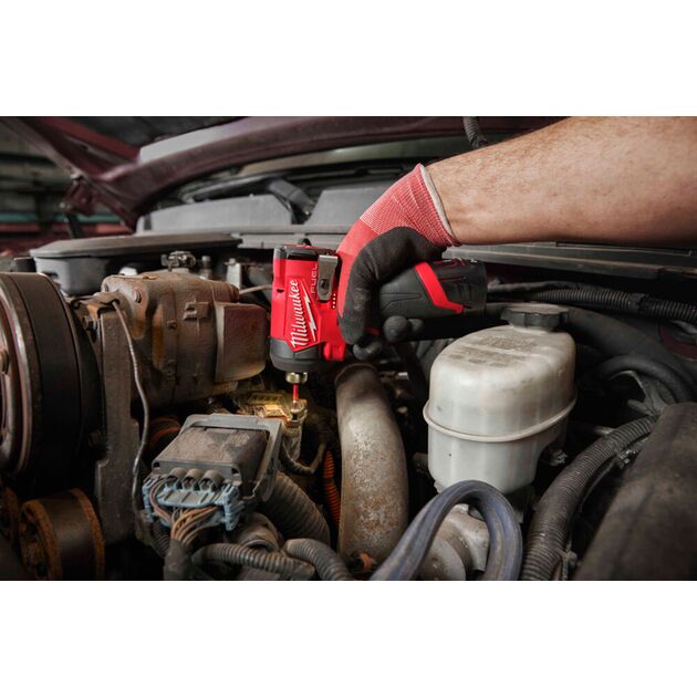 Milwaukee Винтоверт аккумуляторный, фото , изображение 3 | SNABZHENIE.com.ua