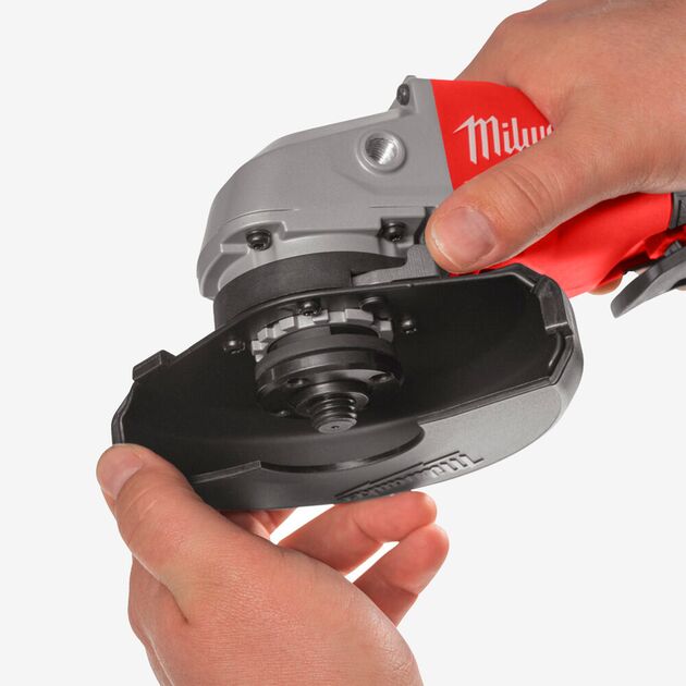 Milwaukee Шлифмашина угловая аккумуляторная, фото , изображение 4 | SNABZHENIE.com.ua