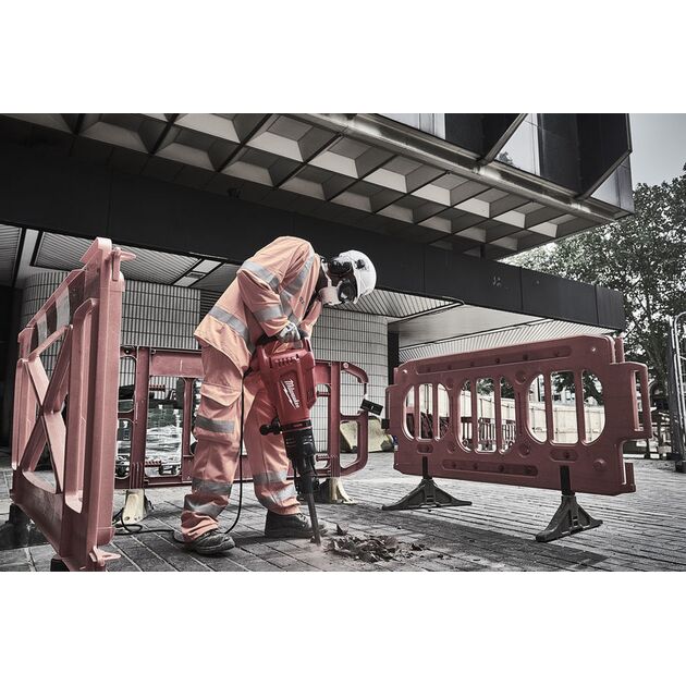 Milwaukee Молоток отбойный, фото , изображение 2 | SNABZHENIE.com.ua