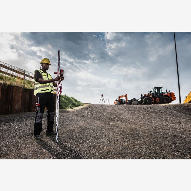 Milwaukee Нивелир ротационный лазерный аккумуляторный, фото , изображение 6 | SNABZHENIE.com.ua