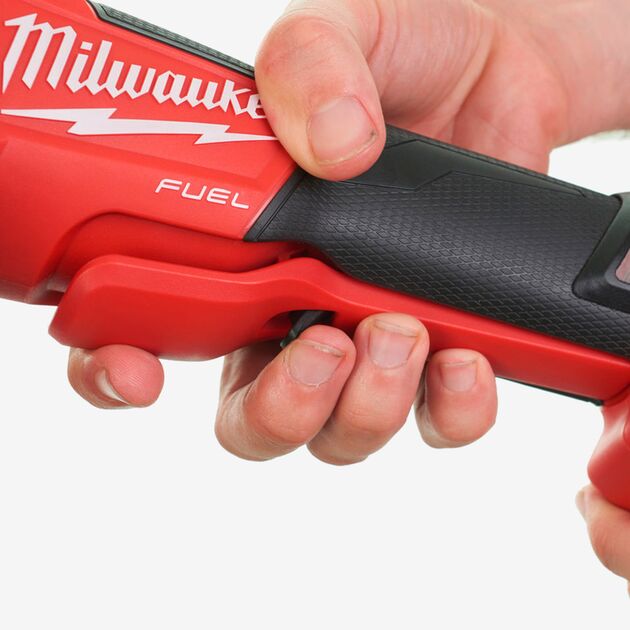 Milwaukee Шлифмашина угловая аккумуляторная, фото , изображение 3 | SNABZHENIE.com.ua