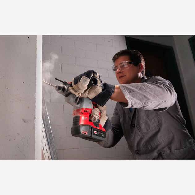 Milwaukee Перфоратор SDS-PLUS аккумуляторный, фото , изображение 3 | SNABZHENIE.com.ua