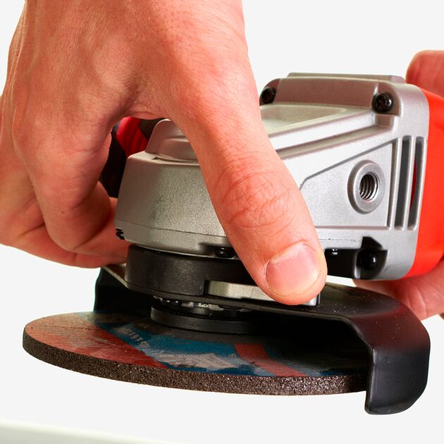 Milwaukee Шлифмашина угловая, фото , изображение 4 | SNABZHENIE.com.ua