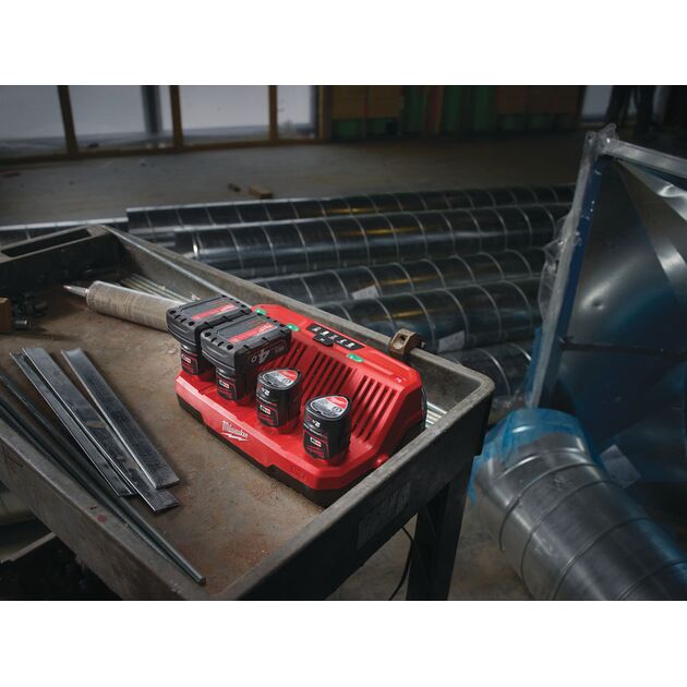 Milwaukee Зарядное устройство, фото , изображение 3 | SNABZHENIE.com.ua