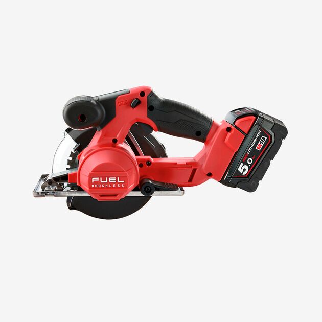 Milwaukee Пила дисковая ручная по металу аккумуляторная, фото , изображение 3 | SNABZHENIE.com.ua