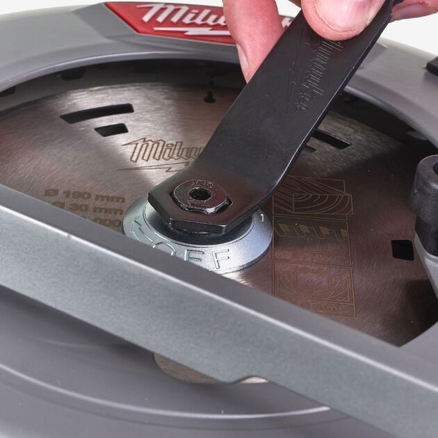 Milwaukee Пила дисковая ручная аккумуляторная, фото , изображение 5 | SNABZHENIE.com.ua