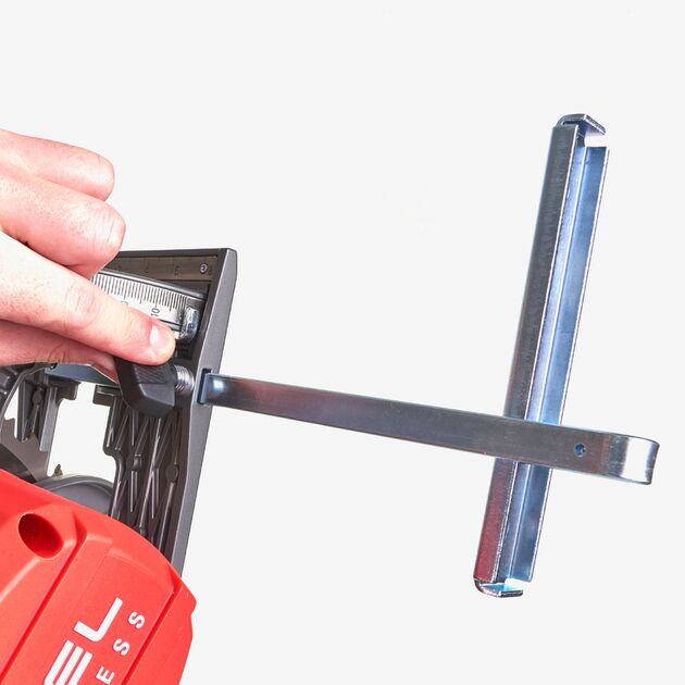 Milwaukee Пила дисковая ручная аккумуляторная, фото , изображение 8 | SNABZHENIE.com.ua