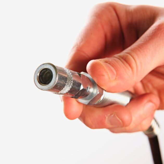 Milwaukee Шприц для смазки аккумуляторный MILWAUKEE, M18 GG-201B, фото , изображение 5 | SNABZHENIE.com.ua