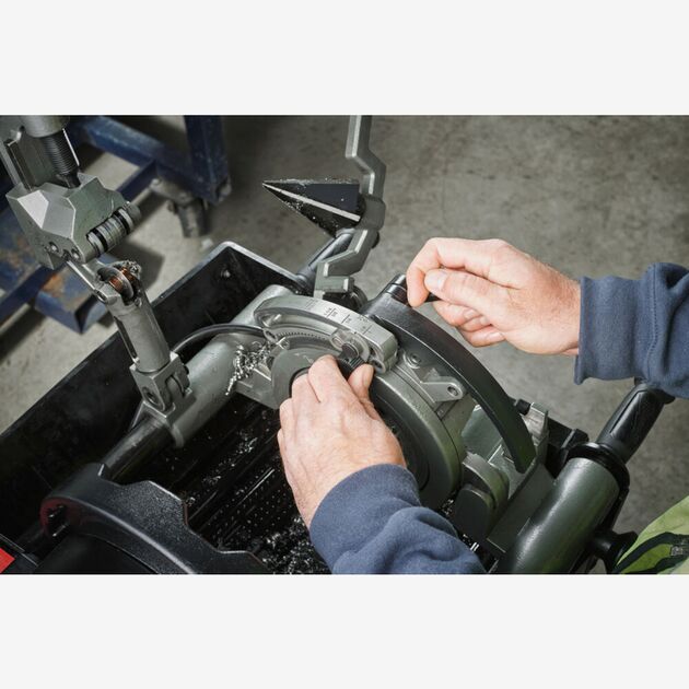 Milwaukee Станок резьбонарезной аккумуляторный MILWAUKEE, MXF FUEL PTR2-601, 2'', (+зар.пр., 2акум.Х6Аг), фото , изображение 5 | SNABZHENIE.com.ua