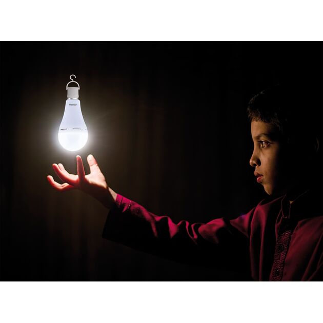 Лампа OSRAM LED E27 8Вт 806Лм 4000К A60 акумуляторна, фото , зображення 10 | SNABZHENIE.com.ua