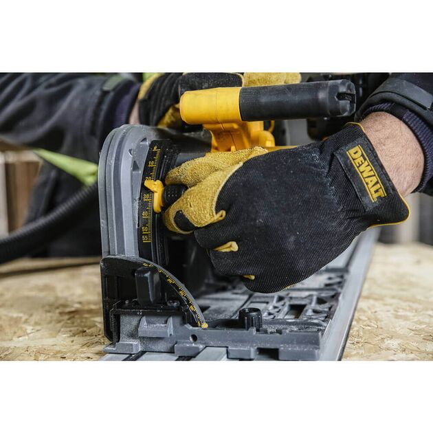 Акумуляторна пила занурювальна DeWALT DCS520NT, фото , зображення 3 | SNABZHENIE.com.ua
