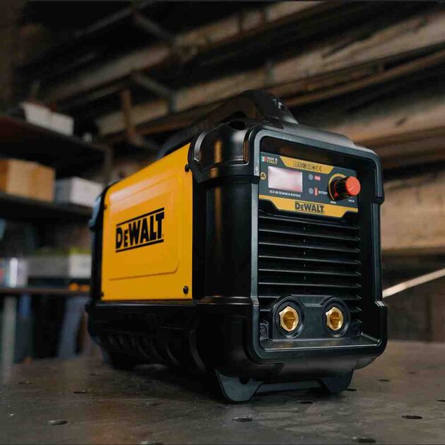 Сварочный инвертор DeWALT DXWDMMA200E 200A, фото , изображение 2 | SNABZHENIE.com.ua
