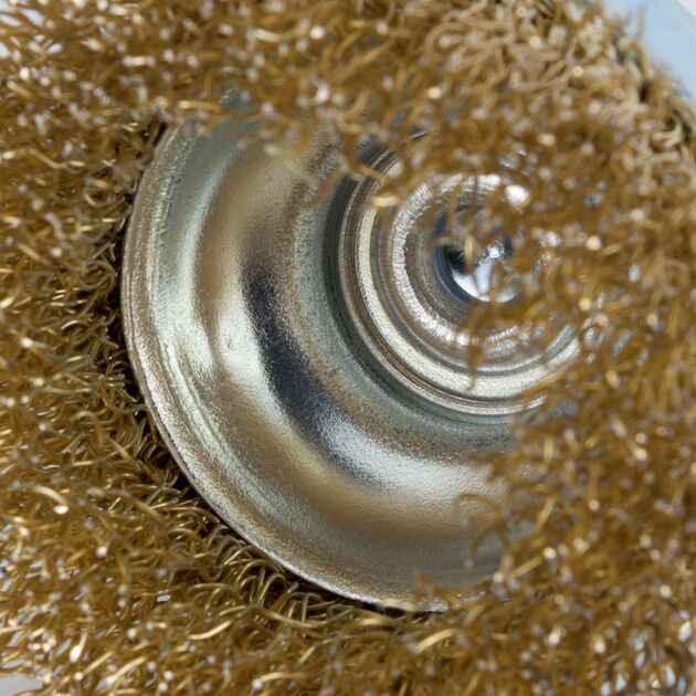 Щітка дротяна чашкоподібна 50мм хвостовик 6мм (латуньована) GRAD (9034055), фото , зображення 2 | SNABZHENIE.com.ua